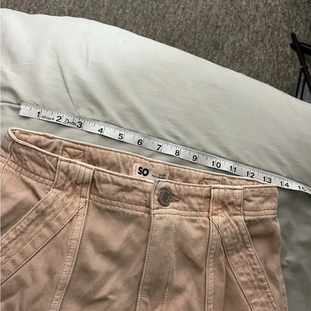 SO Women’s Beige Cotton Twill Cargo Pants Sz 5 Wide Leg Mid Rise
